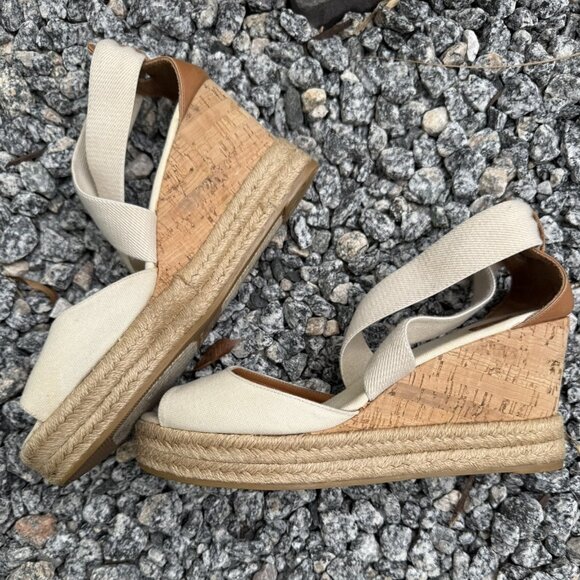 Tory Burch Elegant Cream Wedge Sandals - Picture 2 of 8